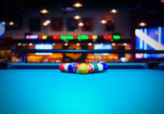 Pool table recovering services